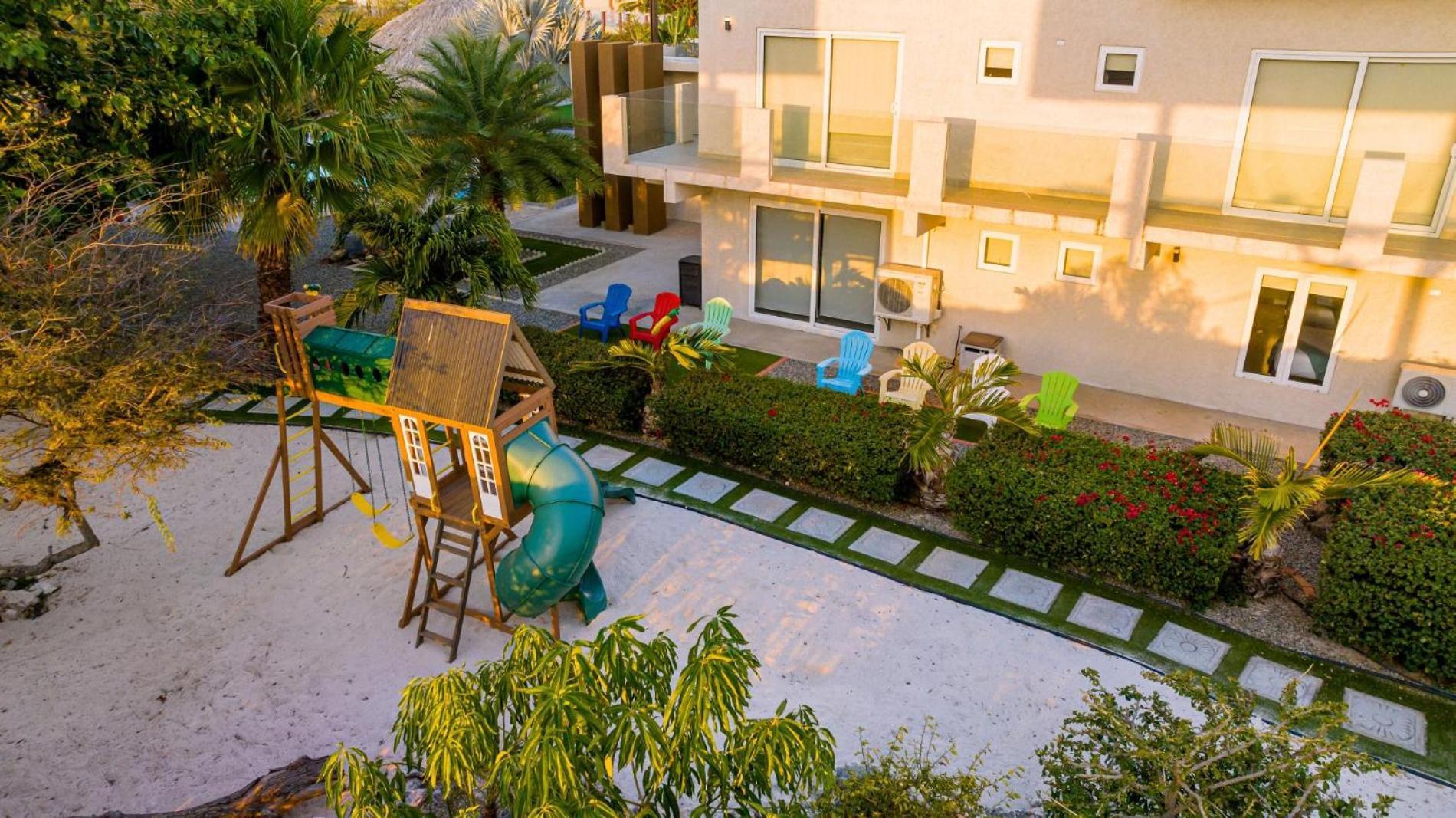 Koyari Modern Condos 9BR 7BA Sleeps 26 w/ Pool&Roof Deck Palm Beach Exterior foto