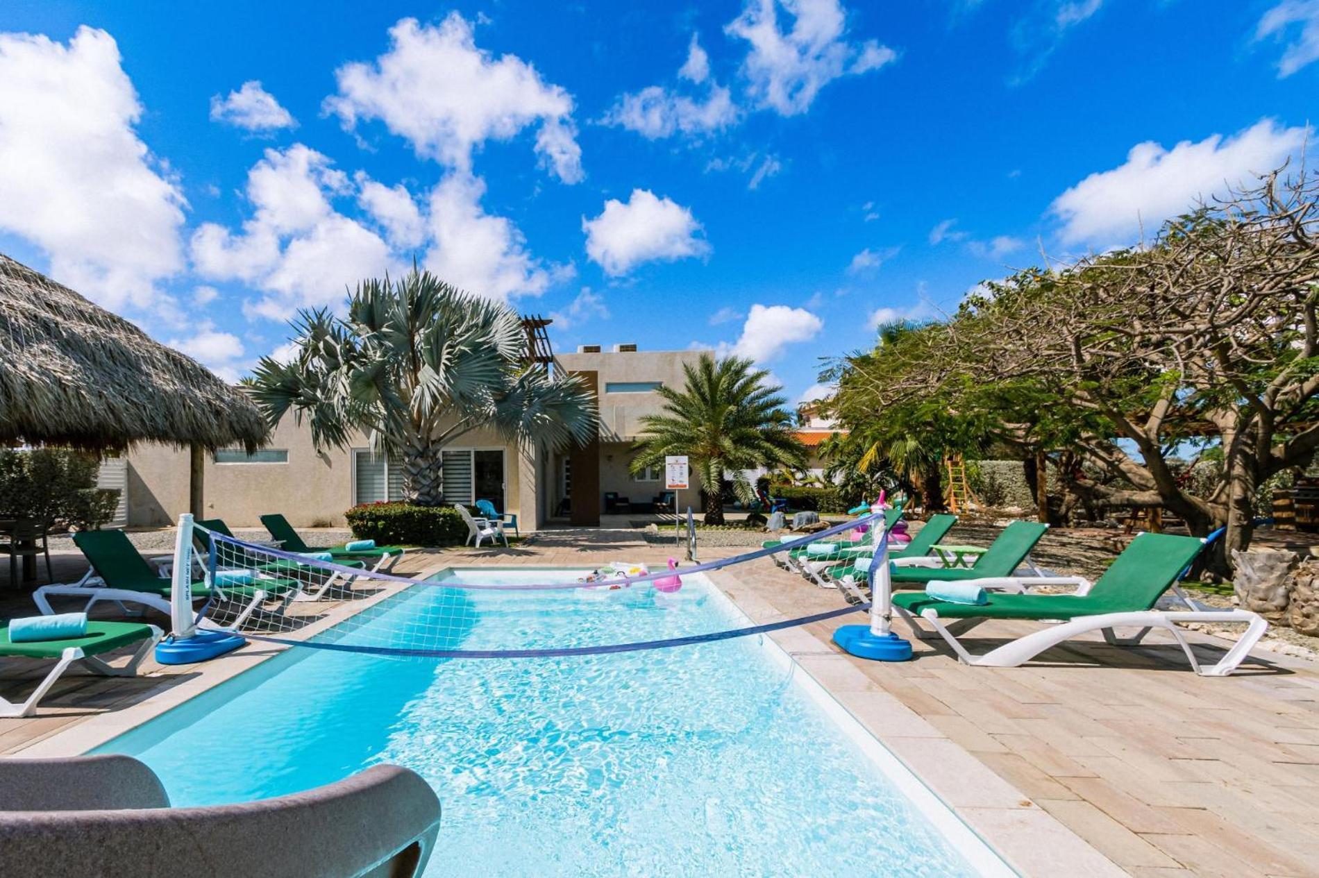 Koyari Modern Condos 9BR 7BA Sleeps 26 w/ Pool&Roof Deck Palm Beach Exterior foto